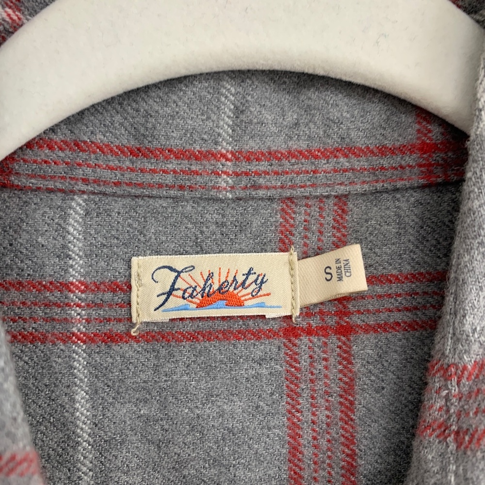 Faherty The Classic Flannel Shirt in Juliet Plaid Sz S - Picture 10 of 14